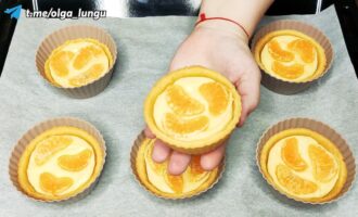 Пирожное - песочные корзиночки со сливочным кремом и мандаринами. Рецепт